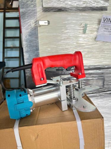 Máy Bo Góc Nhôm Cầm Tay (Điện/Pin) – Giải Pháp Gia Công Sắc Nét, Tiện Lợi