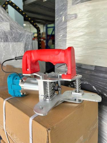 Máy Bo Góc Nhôm: Giải Pháp Hoàn Hảo Cho Cửa Nhôm Cao Cấp